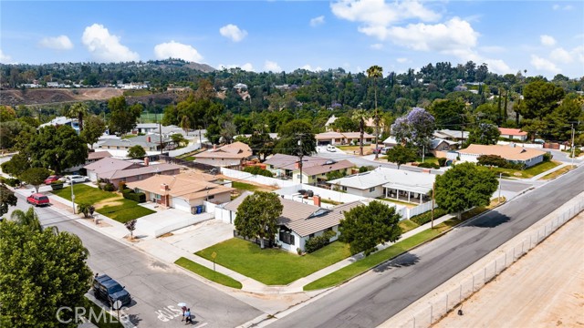 5015 Berryhill Place, Riverside CA: https://media.crmls.org/medias/849461f0-b886-42c3-ab22-1483f336bf1a.jpg
