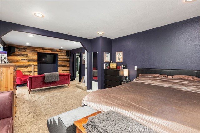 Detail Gallery Image 27 of 46 For 453 Davos, Crestline,  CA 92325 - 5 Beds | 2/1 Baths