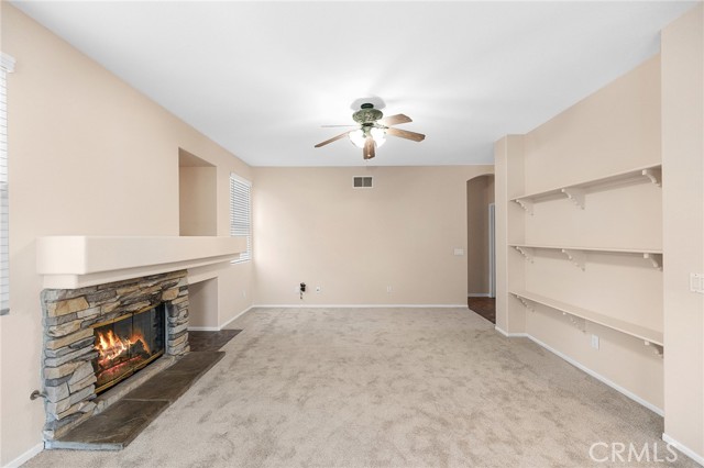 23515 Mountainside Court, Murrieta CA: https://media.crmls.org/medias/8494df79-d040-423e-9263-a469dd255276.jpg