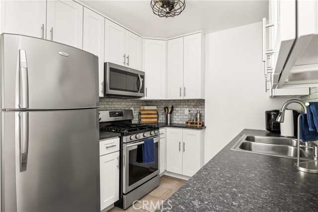 6600 Warner Avenue, Huntington Beach CA: https://media.crmls.org/medias/8495ad2b-d104-4299-9d7d-b7aa8283a5e6.jpg