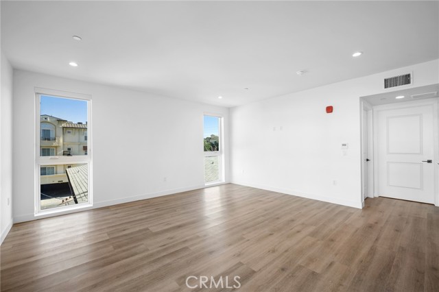 Detail Gallery Image 9 of 19 For 10657 Moorpark St #304,  North Hollywood,  CA 91602 - 1 Beds | 1 Baths