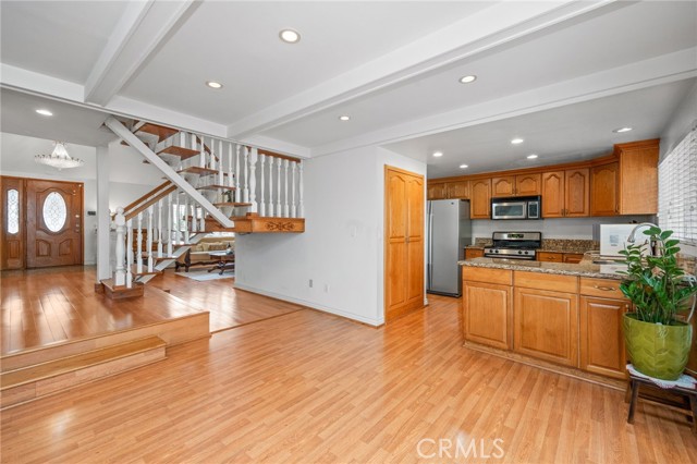 Detail Gallery Image 15 of 40 For 23908 Fernlake, Harbor City,  CA 90710 - 4 Beds | 3 Baths