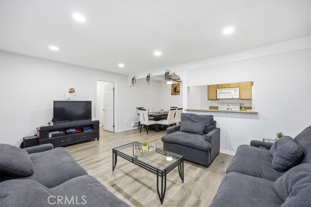 Detail Gallery Image 6 of 26 For 1133 Sepulveda Bld #O101,  Torrance,  CA 90502 - 2 Beds | 1 Baths