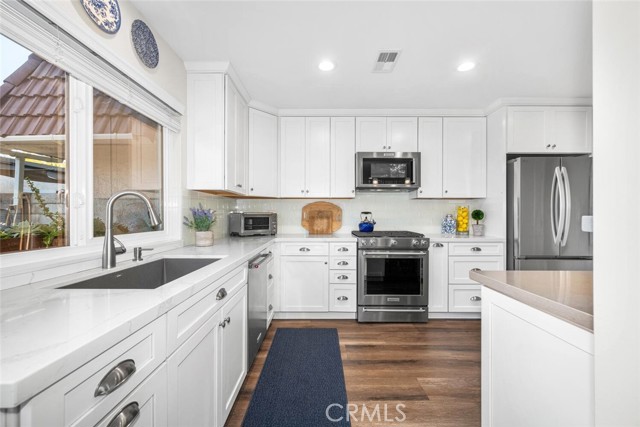 Image 19 of 72 For 6584 Capers Way