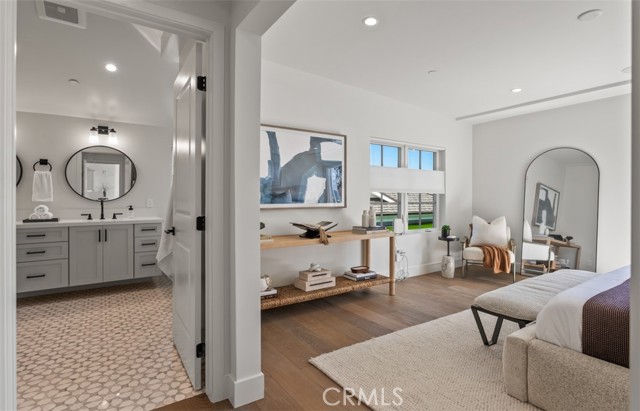 Detail Gallery Image 25 of 47 For 1373 N Coast Hwy, Laguna Beach,  CA 92651 - 3 Beds | 3/1 Baths