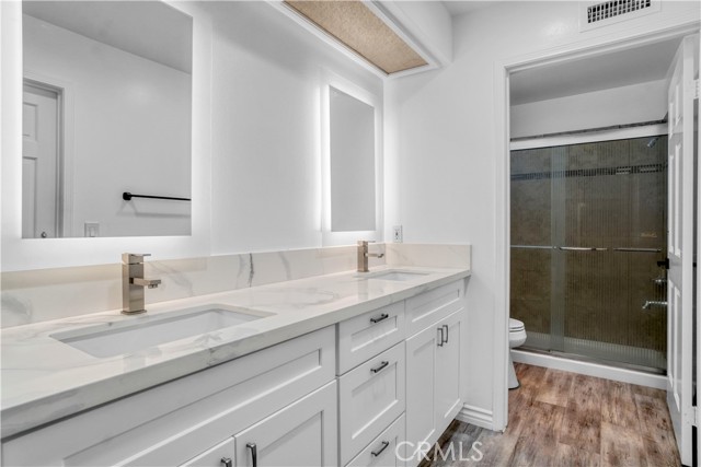 9455 Brandon Court, Northridge CA: https://media.crmls.org/medias/8498a479-2856-4a69-8ccd-9fdf41d9ab72.jpg