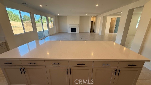 Detail Gallery Image 6 of 13 For 5829 Saddlehorn Ln, Jurupa Valley,  CA 92509 - 4 Beds | 3 Baths