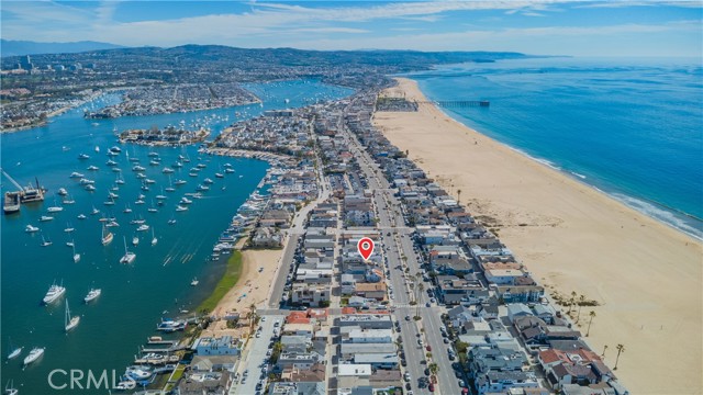 Detail Gallery Image 37 of 53 For 920 W Balboa, Newport Beach,  CA 92661 - 4 Beds | 4 Baths