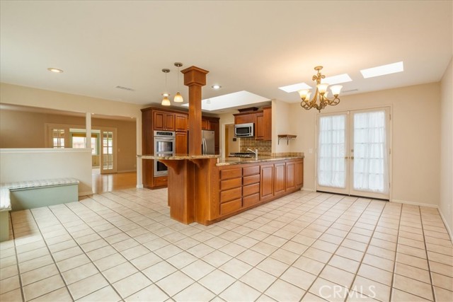 Photo #4: SR24182250 Listing 