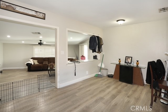 Detail Gallery Image 10 of 29 For 885 N Millard Ave, Rialto,  CA 92376 - 3 Beds | 1/1 Baths