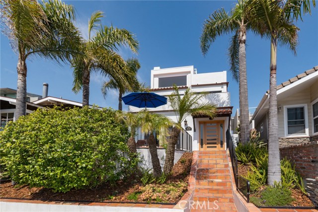 2116 Monterey Boulevard, Hermosa Beach, California 90254, 3 Bedrooms Bedrooms, ,3 BathroomsBathrooms,Residential,Sold,Monterey,SB17077141