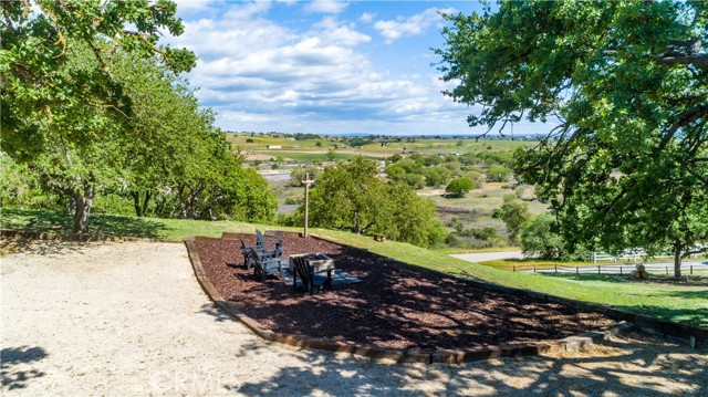 Detail Gallery Image 29 of 31 For 55 La Vista Way, Paso Robles,  CA 93446 - 3 Beds | 3/1 Baths