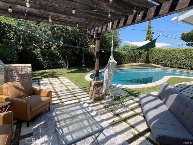 Detail Gallery Image 30 of 35 For 20329 Haynes St, Winnetka,  CA 91306 - 4 Beds | 2 Baths