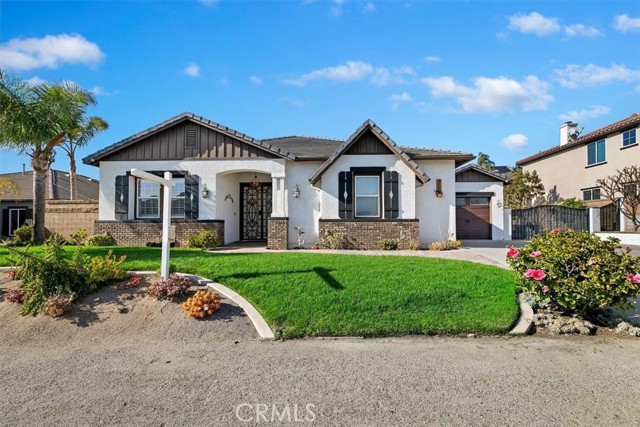 229 Oldenburg Lane, Norco CA: https://media.crmls.org/medias/849cfa48-0958-47d5-a9bb-54c057df15c1.jpg