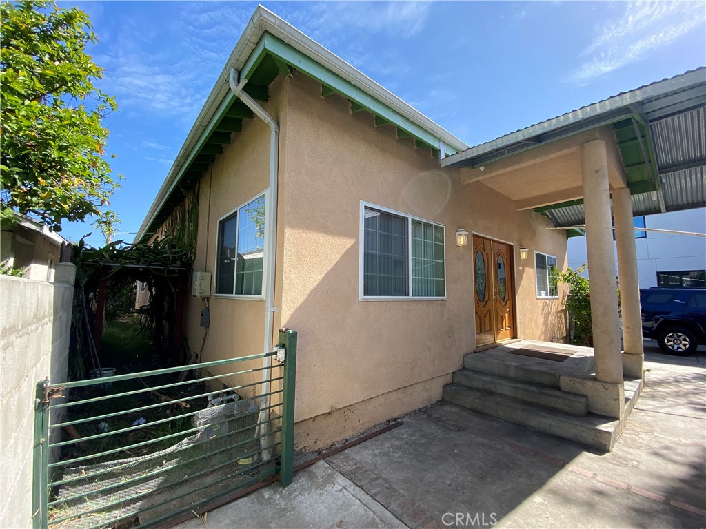 1643 W 36th Place, Los Angeles, CA 90018