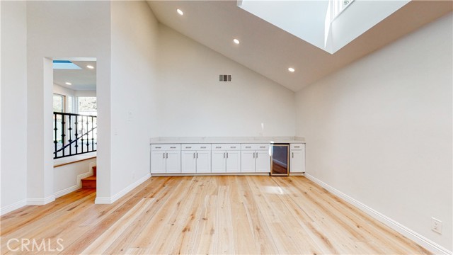 Detail Gallery Image 12 of 44 For 11165 Valley Spring, Studio City,  CA 91602 - 5 Beds | 5/1 Baths