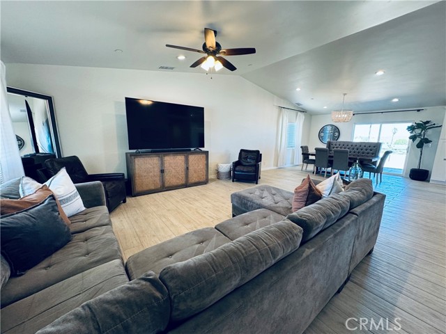 Detail Gallery Image 5 of 34 For 57780 San Andreas Rd, Yucca Valley,  CA 92284 - 4 Beds | 2 Baths