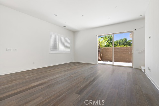 107 Menkar, Irvine CA: https://media.crmls.org/medias/849df6dd-e0d2-48b0-9f93-1f143bd30667.jpg
