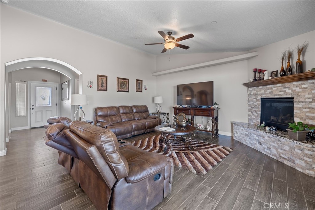 MLS #SR25240303 image #7