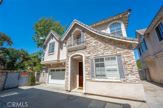 51 E Colorado Boulevard, Arcadia CA: https://media.crmls.org/medias/849e9bd3-e1ca-4727-85d9-4f09c8e0c14e.jpg