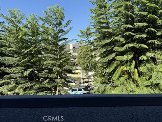 7640 Oso Avenue, Winnetka CA: https://media.crmls.org/medias/849f2c61-afd1-4ec3-81e9-cbb43c0d42df.jpg