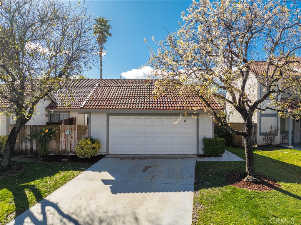 15704 Ada Street, Canyon Country, CA 91387