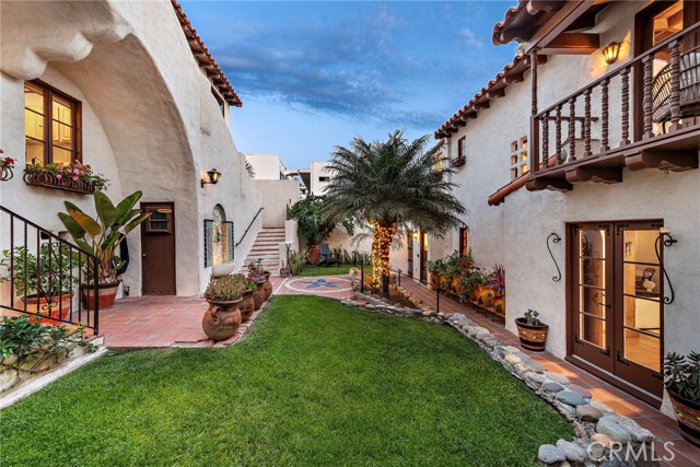 606 Avenida Victoria, San Clemente CA: https://media.crmls.org/medias/849fcc3e-e998-4067-af17-86e0367d9a7f.jpg