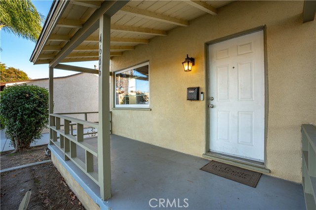 Detail Gallery Image 5 of 33 For 4686 Dewey Ave, Riverside,  CA 92506 - 2 Beds | 1 Baths