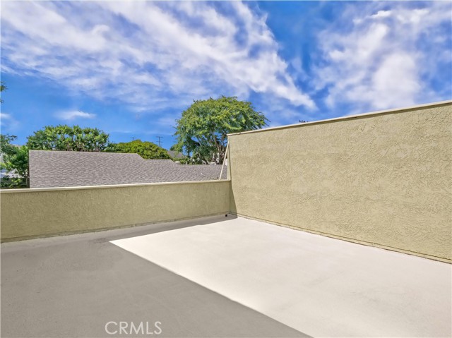 2014 Farrell Avenue, Redondo Beach, California 90278, ,Residential Income,Sold,Farrell,SB21212484