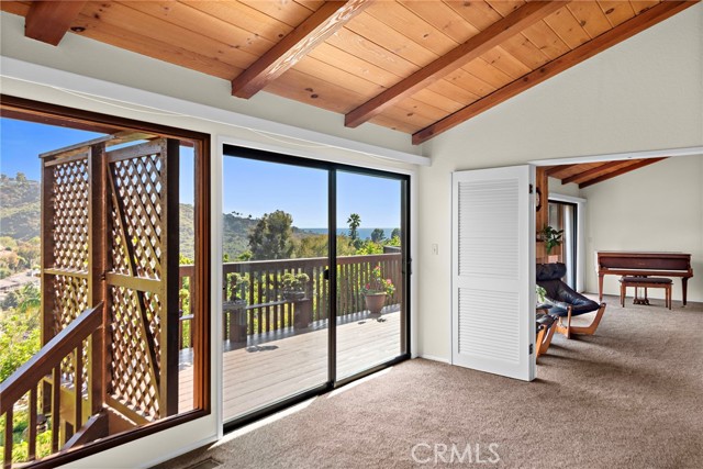 Detail Gallery Image 26 of 46 For 1362 Morningside Dr, Laguna Beach,  CA 92651 - 5 Beds | 3/1 Baths