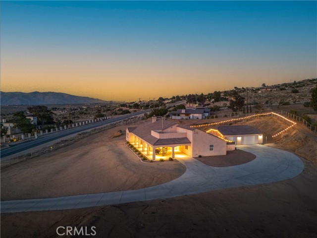 Detail Gallery Image 6 of 43 For 23053 Roundup Way, Apple Valley,  CA 92308 - 3 Beds | 2/1 Baths
