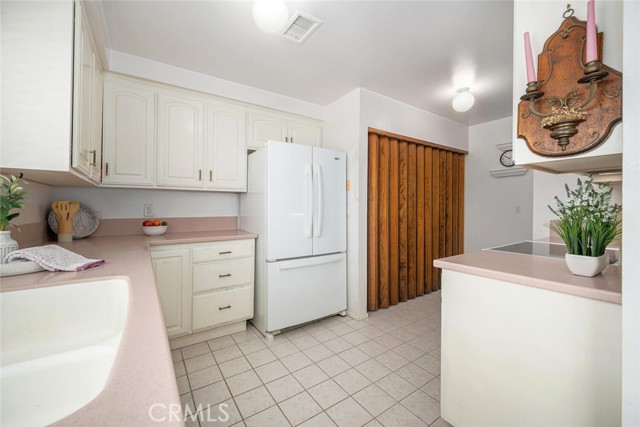 Image 22 of 75 For 6572 Mcnutt Way