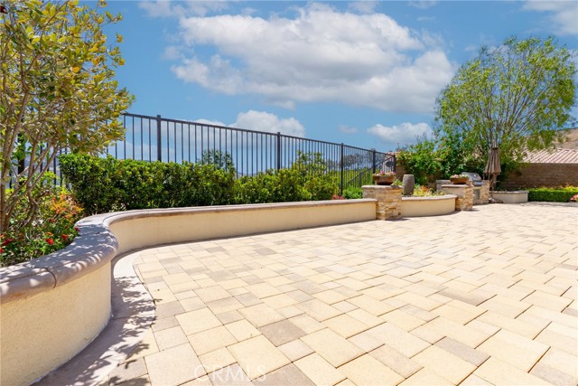 14 Garza, Rancho Mission Viejo CA: https://media.crmls.org/medias/84a31c5a-d719-4f03-8617-1e2f91459070.jpg
