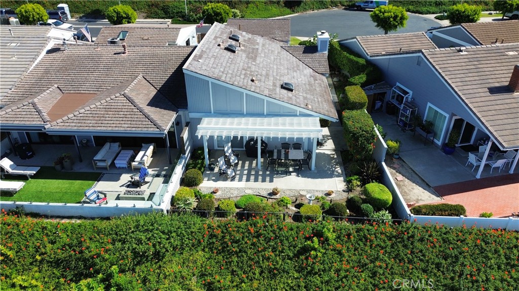 MLS #OC25247627 image #21