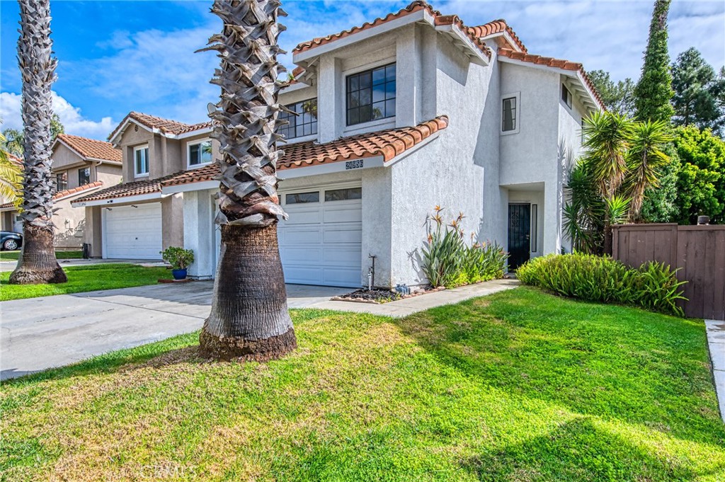This is an amazing opportunity to own a detached home with a private yard located in the sought after Seagate neighborhood.  Vaulted ceilings in the living room with lots of natural light.  Kitchen and powder bath have been remodeled with stone flooring granite countertops and refinished cabinets.  The kitchen remodel also added a breakfast bar, recessed lighting, fan with lights over the kitchen dining area and includes the refrigerator. The home was recently painted and flooring was replaced.  The primary bedroom has two spacious closets and opens to primary bathroom with double vanities, spacious shower-tub combo with skylight. Two car attached garage with direct access, driveway and landscaping leading up to the front door. 
This community offers low HOA Dues and no Mello Roos as well as Award Winning Hidden Hills Elementary School, nearby shopping and restaurants, and easy access to the 73-toll road and 5 freeway.  The 227-acre Laguna Niguel Regional Park is just minutes away featuring a 44-acre fishing lake, rowboats, pickleball courts, volleyball courts, outdoor recreation, nature preservation with amphitheater, jogging trail, and bicycle trails. California's beaches, luxury resorts, championship golf courses, and coastal activities are just minutes away. South Orange County Coastal Living at its Best.