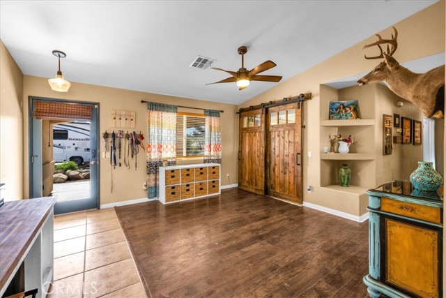 5115 Warren Vista Avenue, Yucca Valley CA: https://media.crmls.org/medias/84a4d6a2-6946-43fb-8d61-80b2380fbd49.jpg