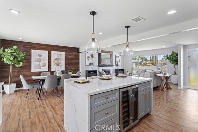 906 E Chalynn Avenue, Orange CA: https://media.crmls.org/medias/84a4e2b1-2b60-4a5c-a87b-d5fb5f4ebc4f.jpg