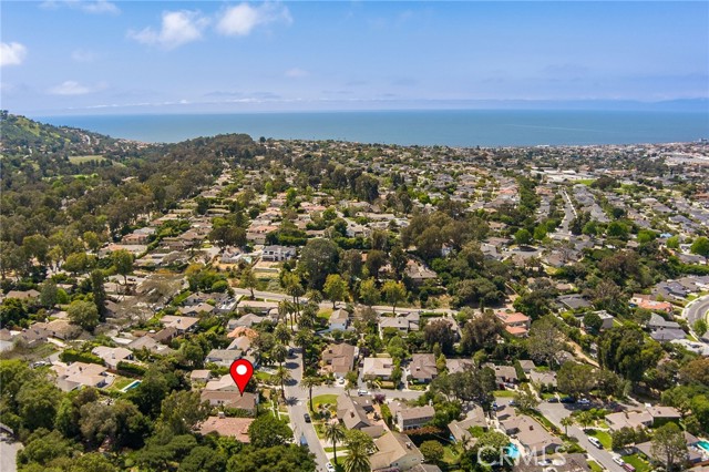 3900 Via Cardelina, Palos Verdes Estates, California 90274, 3 Bedrooms Bedrooms, ,2 BathroomsBathrooms,Residential,Sold,Via Cardelina,SB24101967