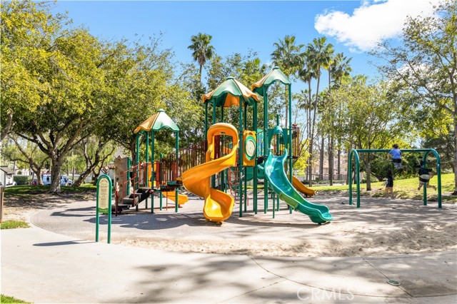 Image 57 of 74 For 31 Via Silla