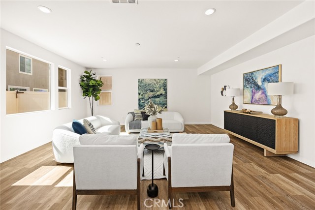 16114 Almond Avenue, Chino CA: https://media.crmls.org/medias/84a6a494-4605-4a83-a679-c9f0b2b32d8d.jpg