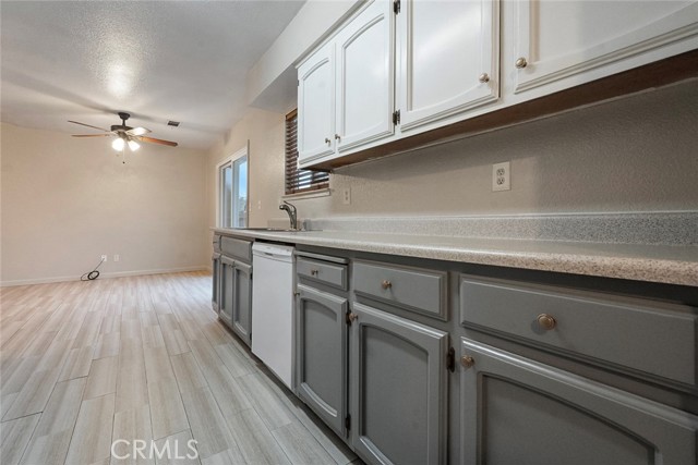 Detail Gallery Image 10 of 21 For 14117 Cates Ct, Chowchilla,  CA 93610 - 3 Beds | 2 Baths