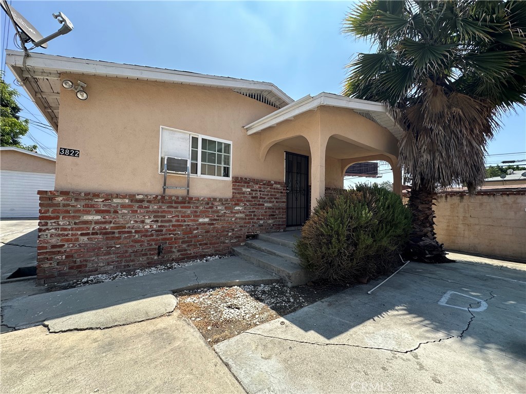 3822 Tampico — image 1