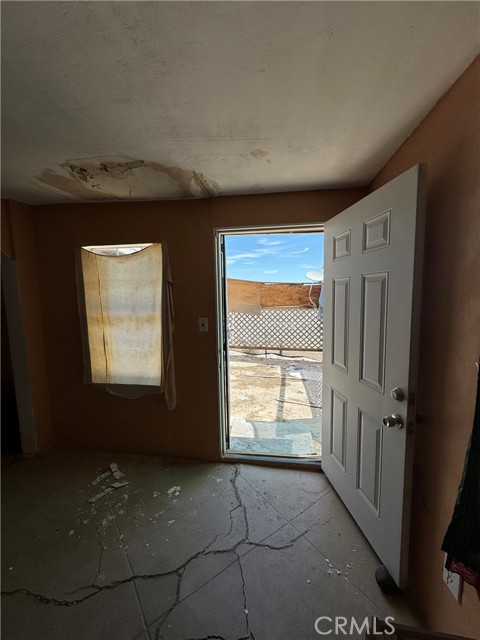 Detail Gallery Image 2 of 8 For 88020 Amboy Rd, Twentynine Palms,  CA 92277 - 1 Beds | 1 Baths