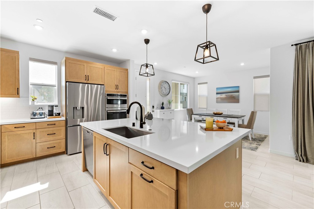 MLS #SR25228736 image #13