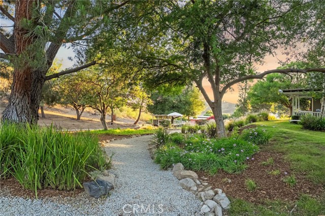 42333 Casa Verde, Temecula CA: https://media.crmls.org/medias/84a7c795-688d-4631-8916-91d16749c262.jpg