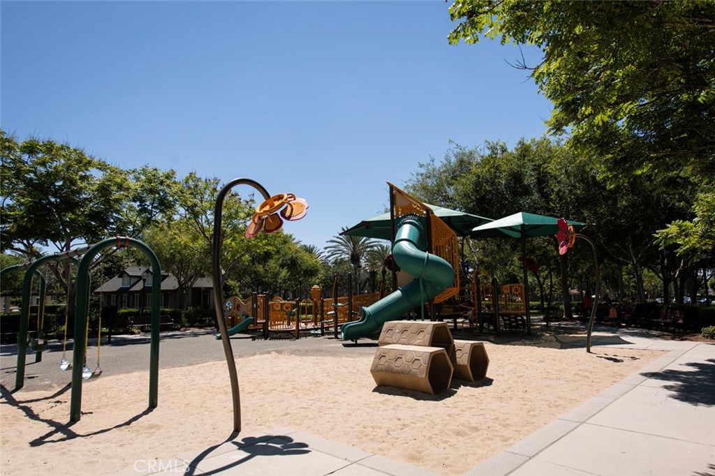 MLS #OC25273018 image #26