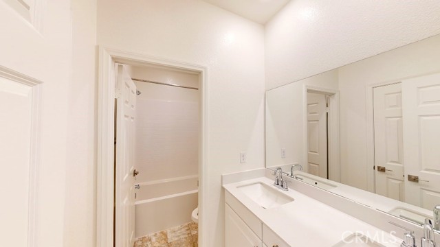 Detail Gallery Image 20 of 32 For 20952 Telegraph Rd, Riverside,  CA 92507 - 4 Beds | 2 Baths