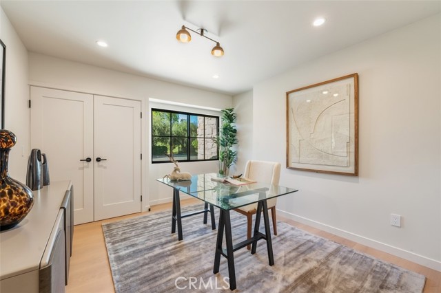Detail Gallery Image 39 of 46 For 8960 Oak Park, –,  CA 91325 - 4 Beds | 3/1 Baths