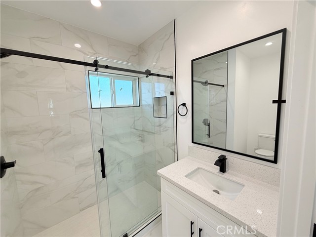 8412 N Owensmouth Avenue, Canoga Park CA: https://media.crmls.org/medias/84ac8f20-0822-4be9-a25b-73590f65f8fc.jpg