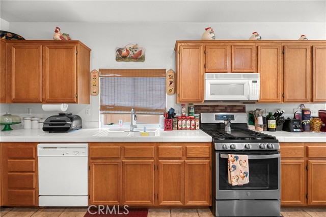 Detail Gallery Image 21 of 58 For 33340 Breighton Wood St, Menifee,  CA 92584 - 4 Beds | 2/1 Baths